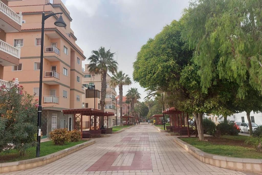 Seaside Apartment With Balcony Las Galletas Exterior foto